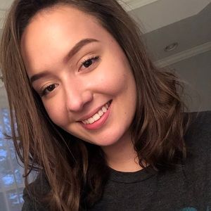 Meet your Posher, Kendra